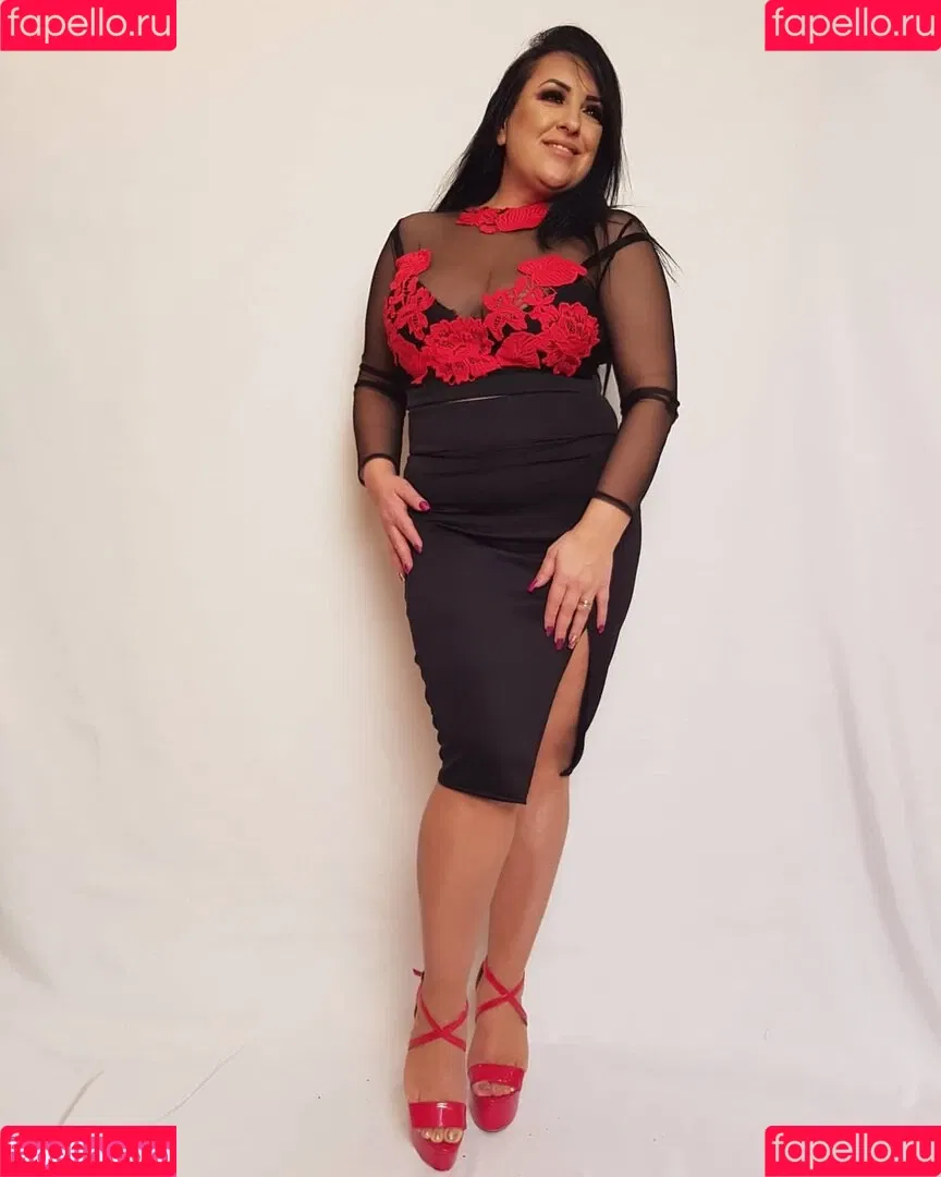 Ryma / boabflowerfree / ryma.ayed / rymaayed Onlyfans Photo Gallery 