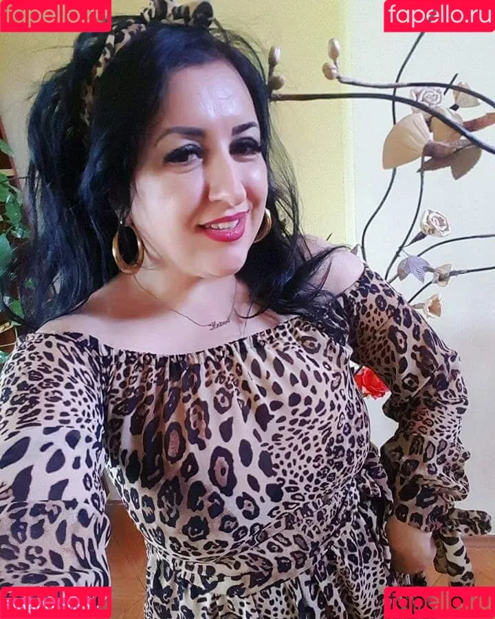 Ryma / boabflowerfree / ryma.ayed / rymaayed Onlyfans Photo Gallery 