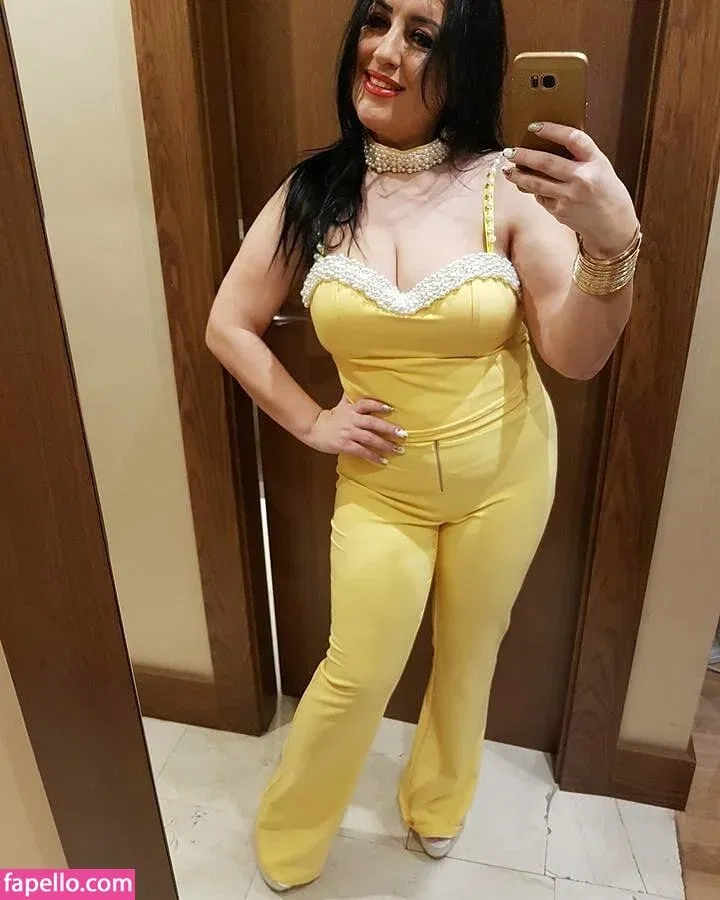 Ryma / boabflowerfree / ryma.ayed / rymaayed Onlyfans Photo Gallery 