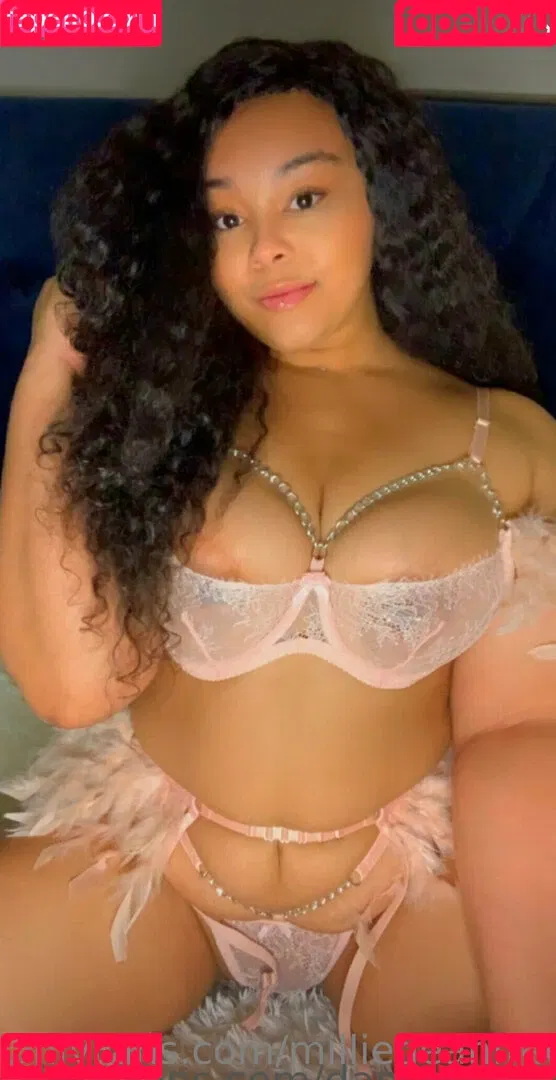 milliedeanfree / therealqueendeedee Onlyfans Photo Gallery 