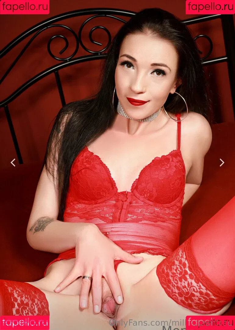 milliedeanfree / therealqueendeedee Onlyfans Photo Gallery 