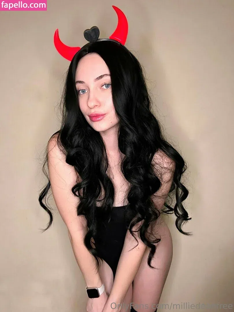 milliedeanfree / therealqueendeedee Onlyfans Photo Gallery 