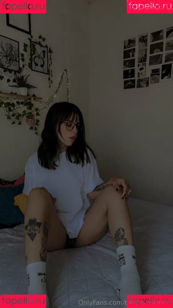 themalasuerte Onlyfans Photo Gallery 