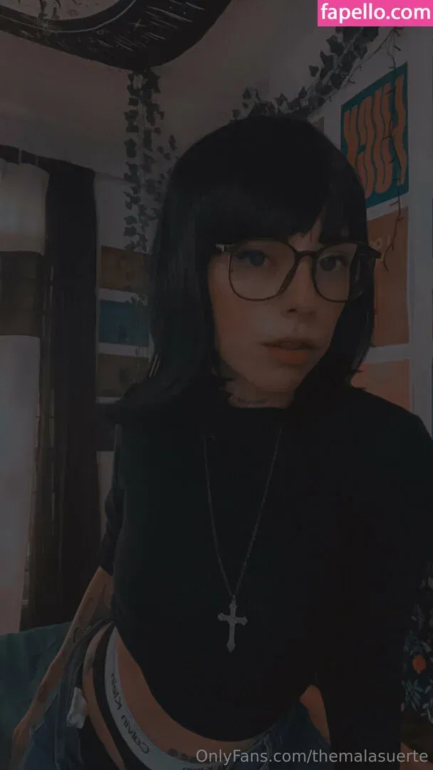 themalasuerte Onlyfans Photo Gallery 