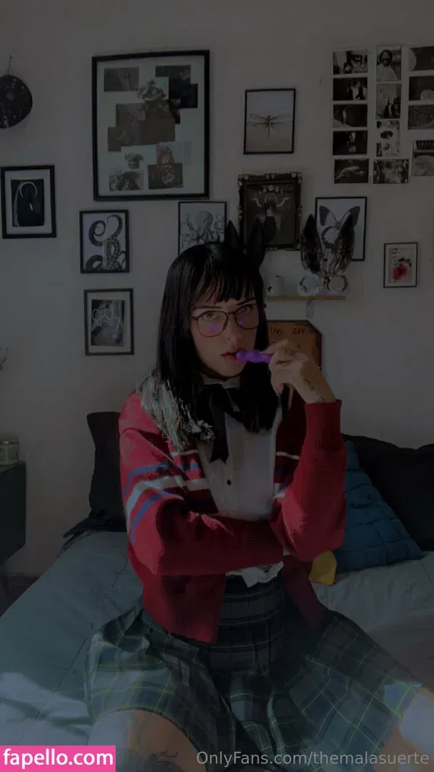 themalasuerte Onlyfans Photo Gallery 