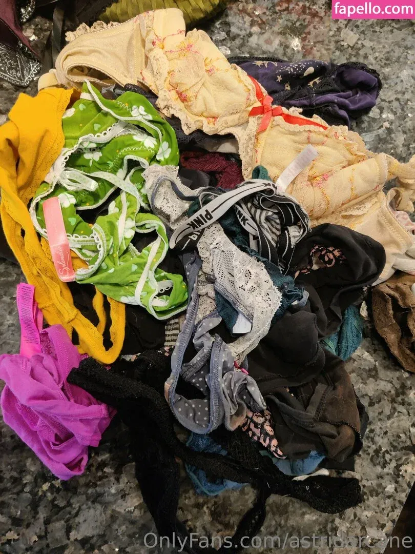 astridarcane Onlyfans Photo Gallery 