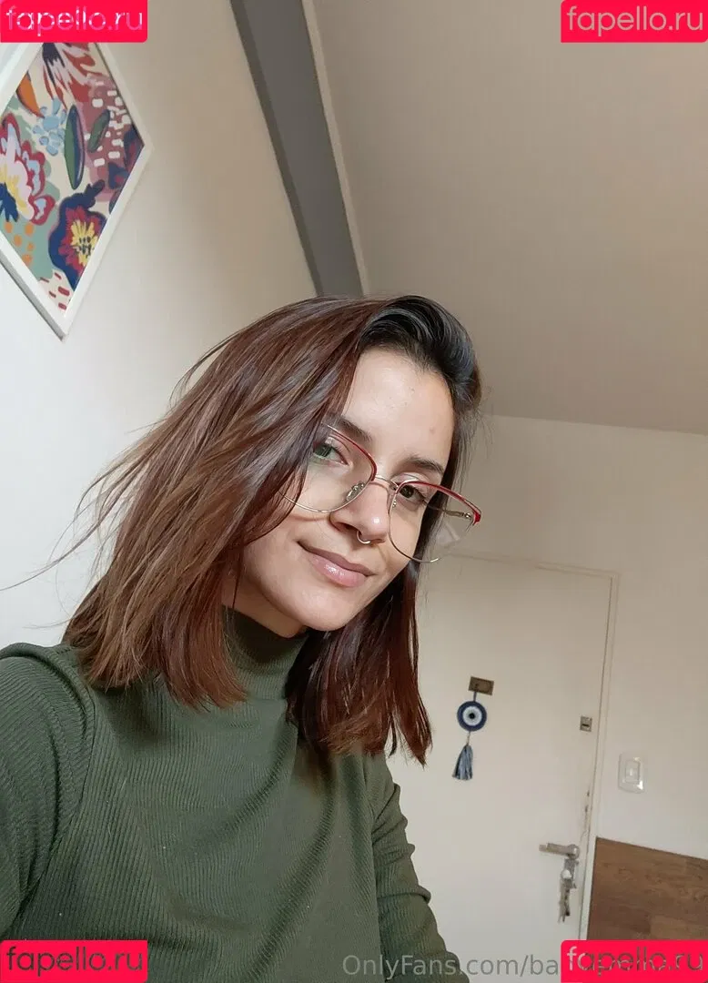 Babyemma99 / symply_emmss Onlyfans Photo Gallery 