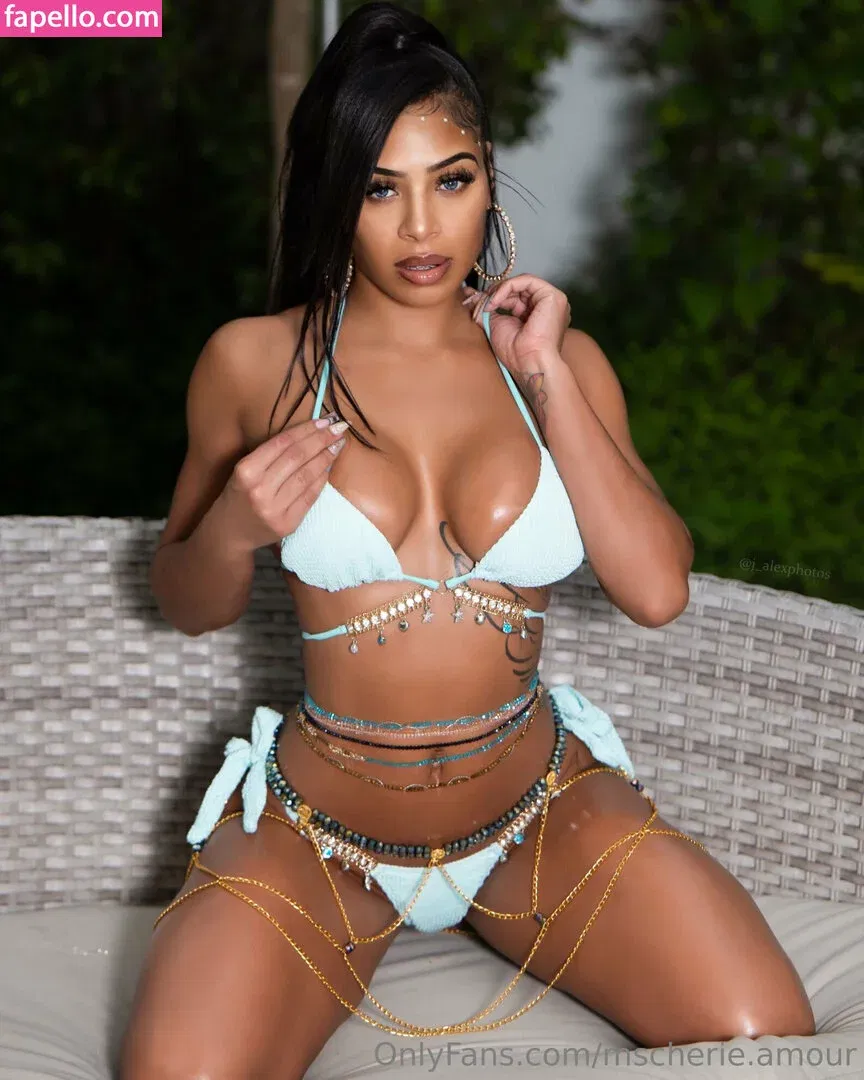 mscherie.amour Onlyfans Photo Gallery 