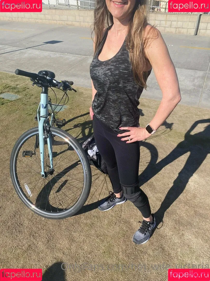 Hotwife_Vxxx / _torias_secret_ / hot_wife_victoria Onlyfans Photo Gallery 