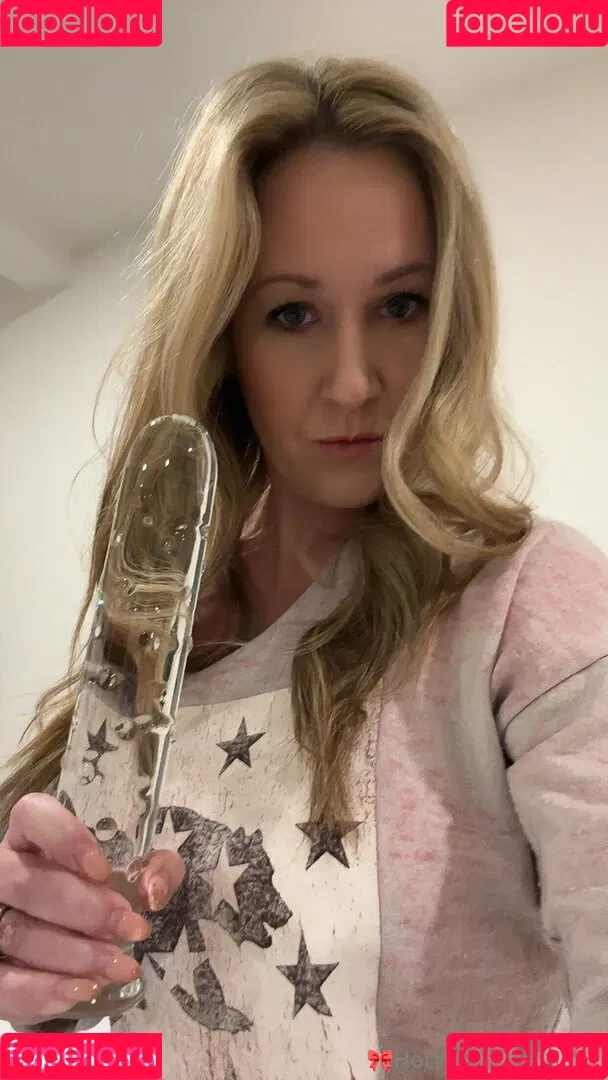 Hotwife_Vxxx / _torias_secret_ / hot_wife_victoria Onlyfans Photo Gallery 