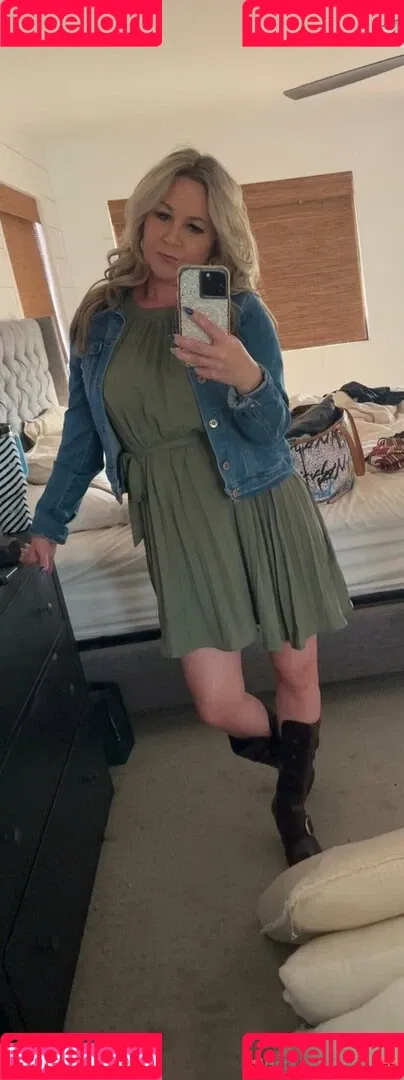 Hotwife_Vxxx / _torias_secret_ / hot_wife_victoria Onlyfans Photo Gallery 