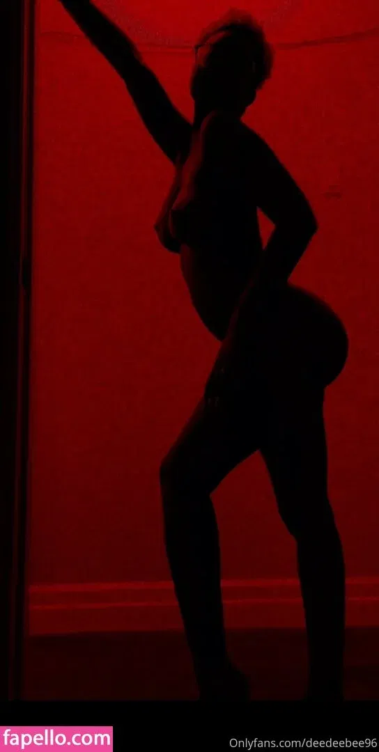 deedee2796 / deedeebee96 Onlyfans Photo Gallery 