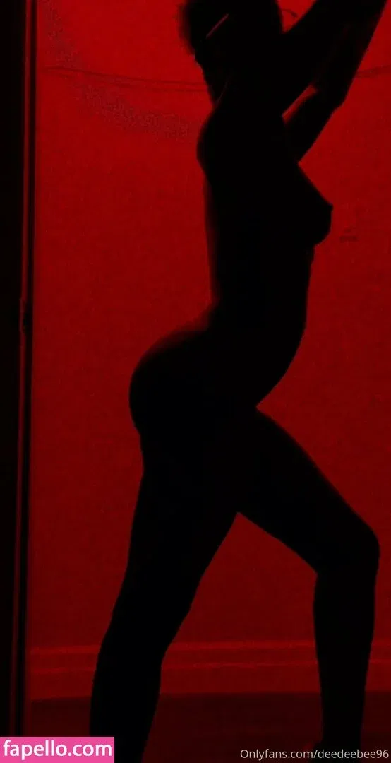 deedee2796 / deedeebee96 Onlyfans Photo Gallery 