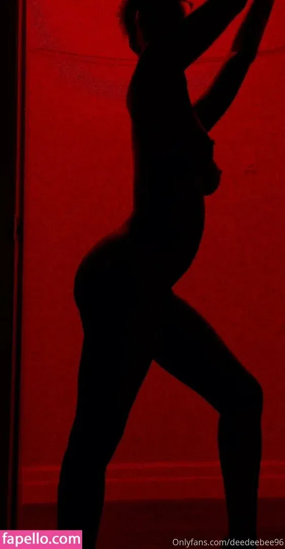 deedee2796 / deedeebee96 Onlyfans Photo Gallery 