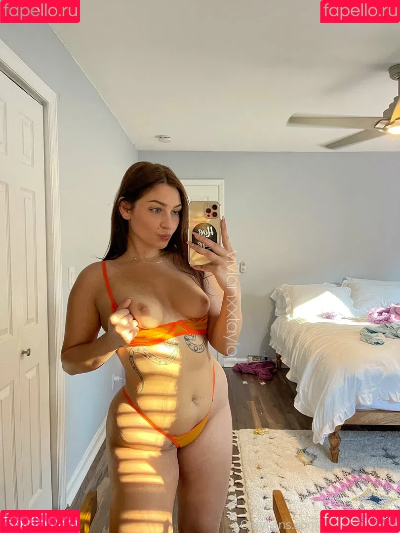 Vivian Taylor / Vivianxxtaylor / taylorxxvivian Onlyfans Photo Gallery 