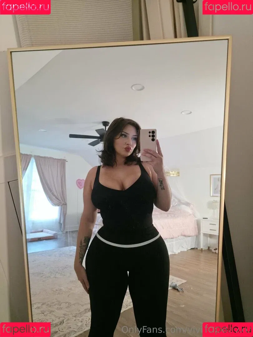 Vivian Taylor / Vivianxxtaylor / taylorxxvivian Onlyfans Photo Gallery 