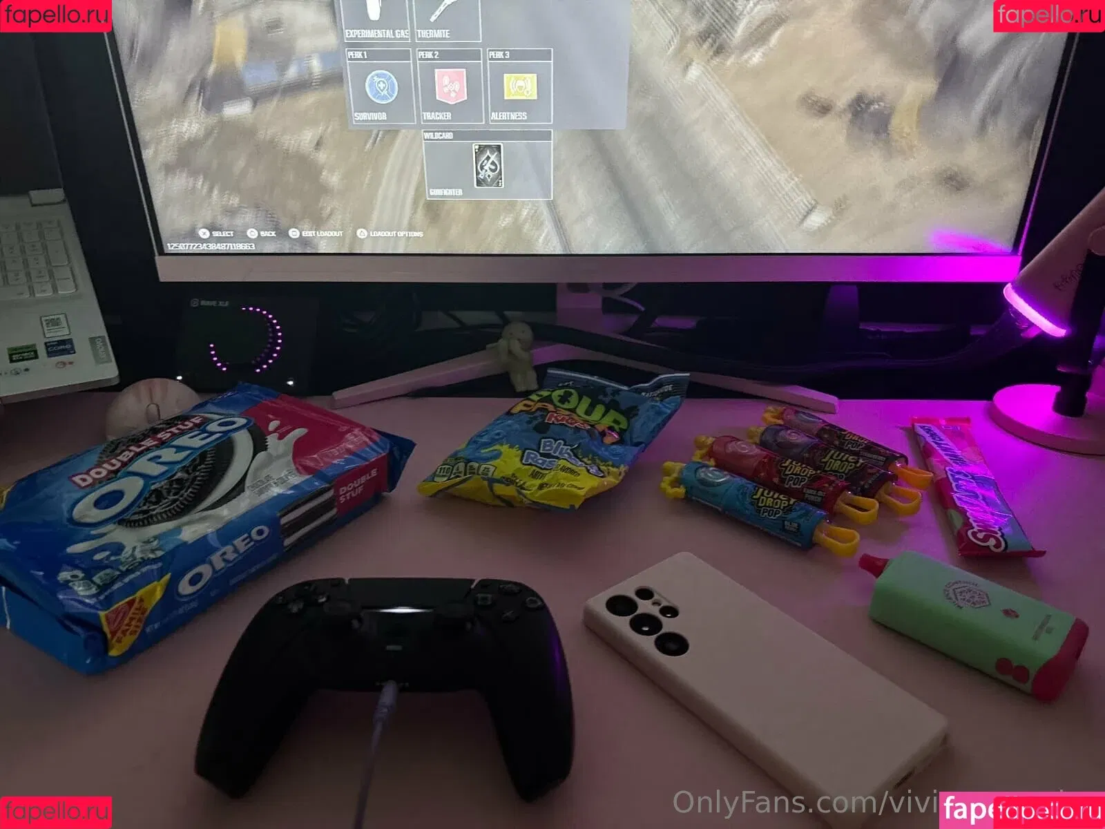 Vivian Taylor / Vivianxxtaylor / taylorxxvivian Onlyfans Photo Gallery 