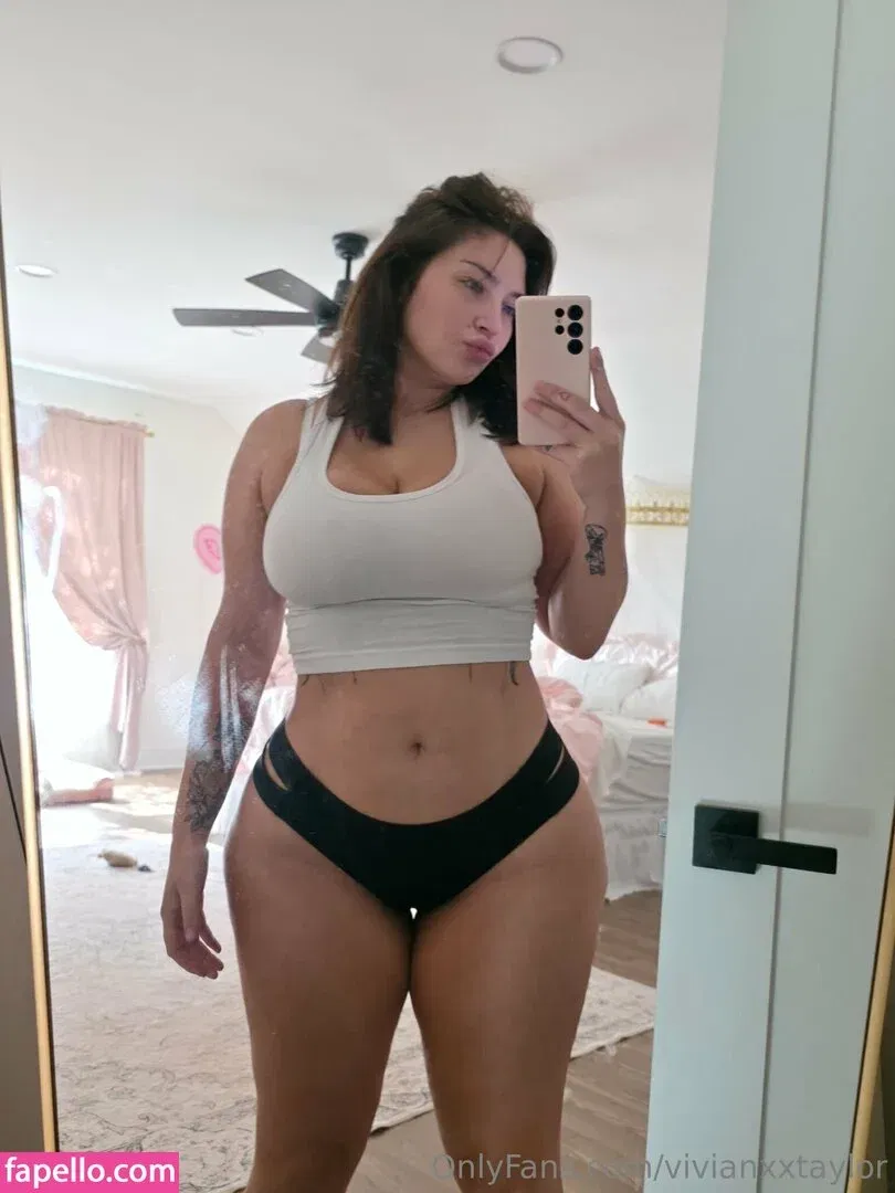 Vivian Taylor / Vivianxxtaylor / taylorxxvivian Onlyfans Photo Gallery 