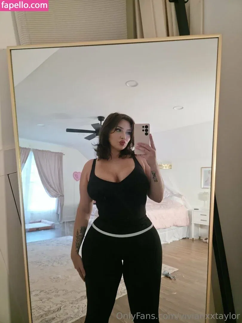Vivian Taylor / Vivianxxtaylor / taylorxxvivian Onlyfans Photo Gallery 