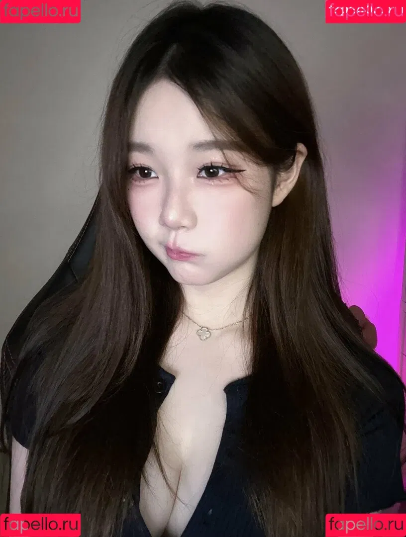 Athena / Kiittwy Onlyfans Photo Gallery 