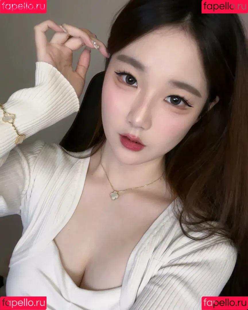 Athena / Kiittwy Onlyfans Photo Gallery 