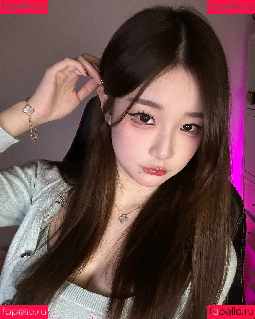 Athena / Kiittwy Onlyfans Photo Gallery 