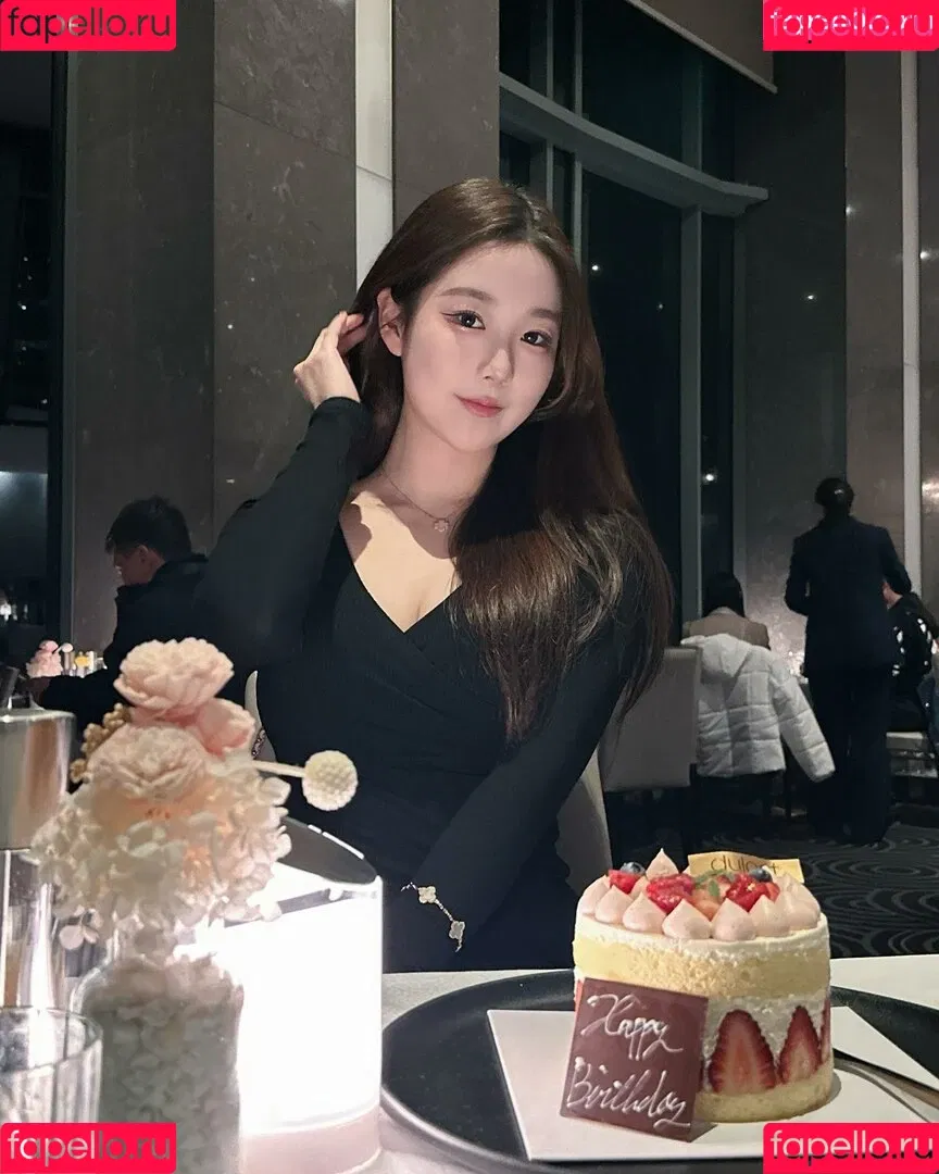 Athena / Kiittwy Onlyfans Photo Gallery 