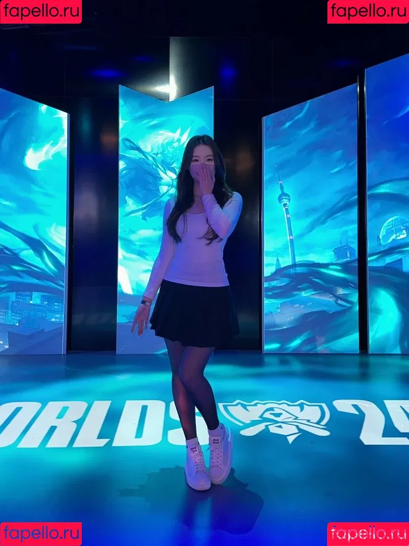 Athena / Kiittwy Onlyfans Photo Gallery 