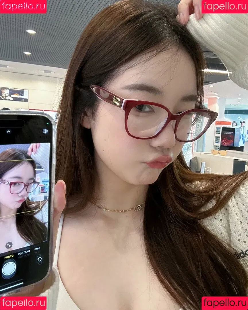 Athena / Kiittwy Onlyfans Photo Gallery 