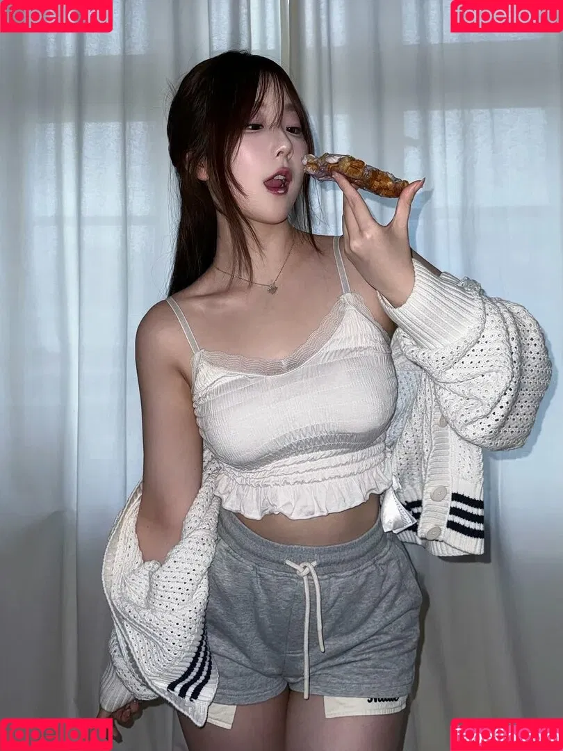 Athena / Kiittwy Onlyfans Photo Gallery 