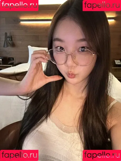 Athena / Kiittwy Onlyfans Photo Gallery 