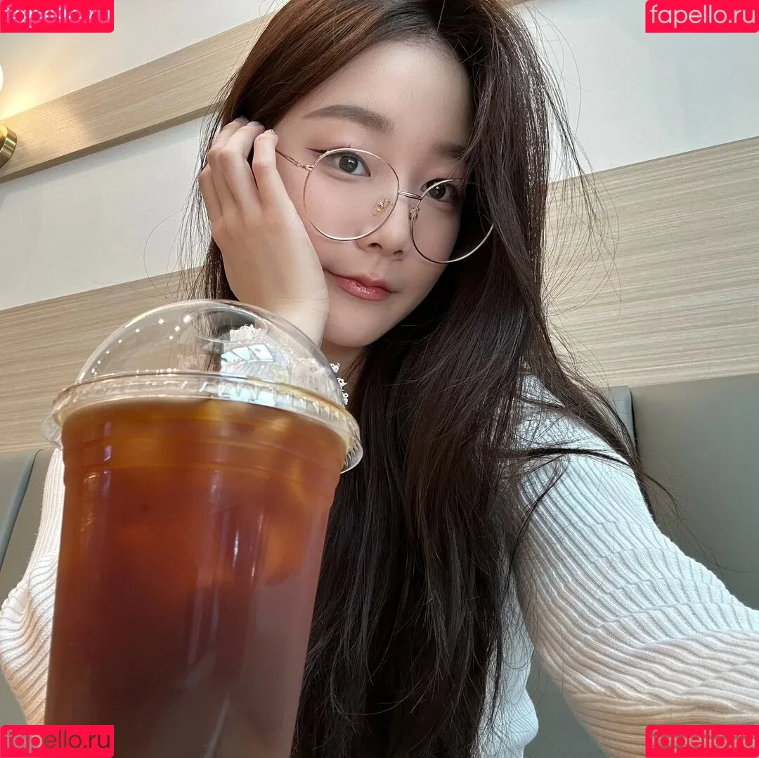 Athena / Kiittwy Onlyfans Photo Gallery 