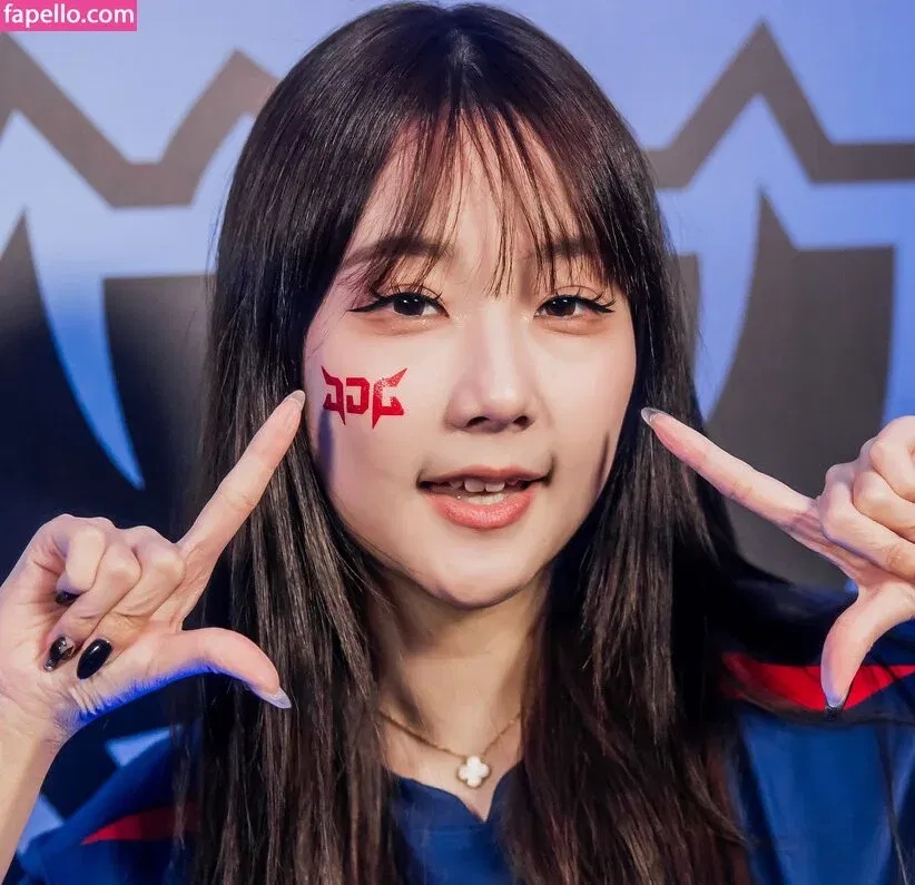 Athena / Kiittwy Onlyfans Photo Gallery 