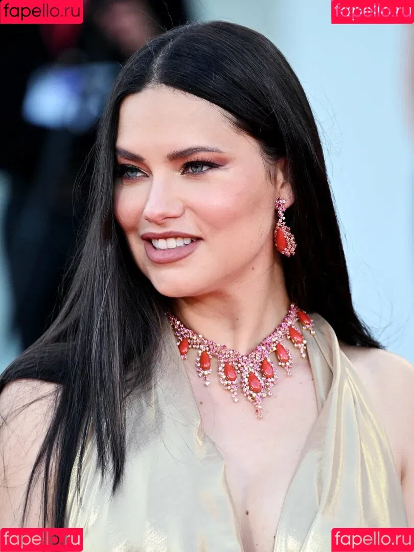 Aadryvieira_ / Adriana Lima / AdrianaLima / adrivainilla Onlyfans Photo Gallery 