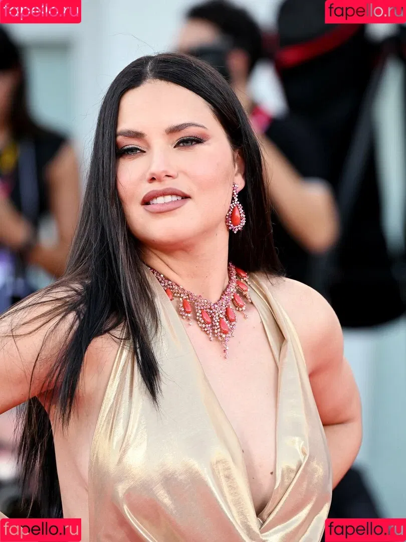 Aadryvieira_ / Adriana Lima / AdrianaLima / adrivainilla Onlyfans Photo Gallery 