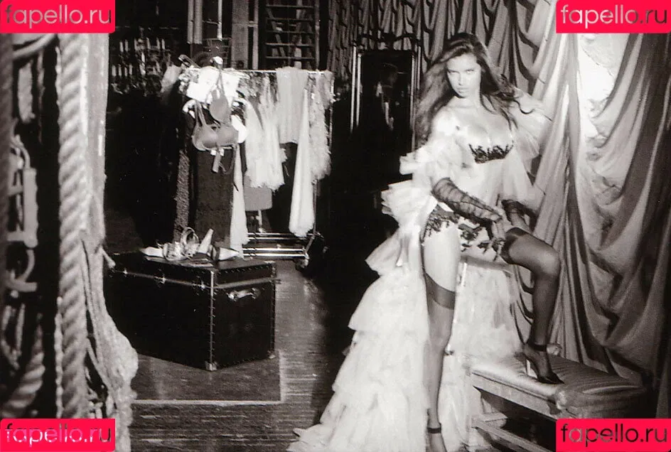 Aadryvieira_ / Adriana Lima / AdrianaLima / adrivainilla Onlyfans Photo Gallery 