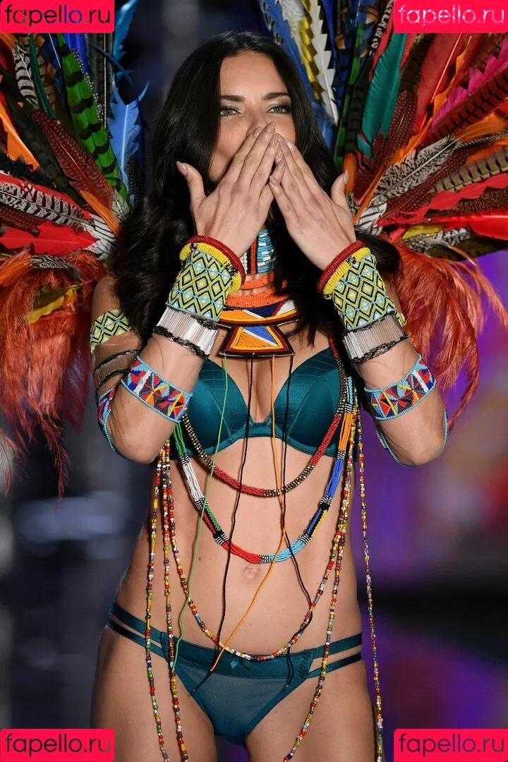 Aadryvieira_ / Adriana Lima / AdrianaLima / adrivainilla Onlyfans Photo Gallery 