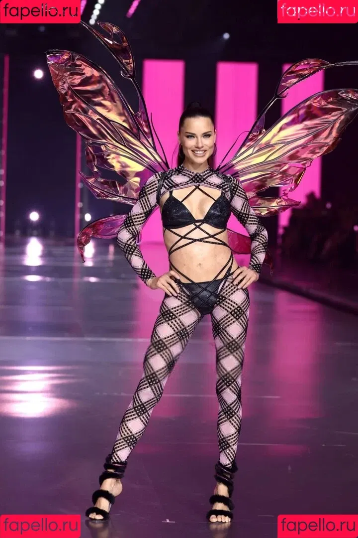 Aadryvieira_ / Adriana Lima / AdrianaLima / adrivainilla Onlyfans Photo Gallery 