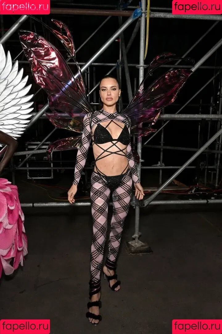 Aadryvieira_ / Adriana Lima / AdrianaLima / adrivainilla Onlyfans Photo Gallery 