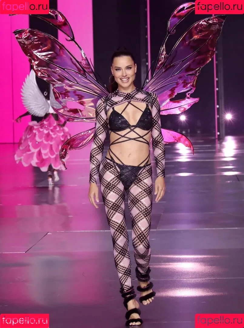 Aadryvieira_ / Adriana Lima / AdrianaLima / adrivainilla Onlyfans Photo Gallery 