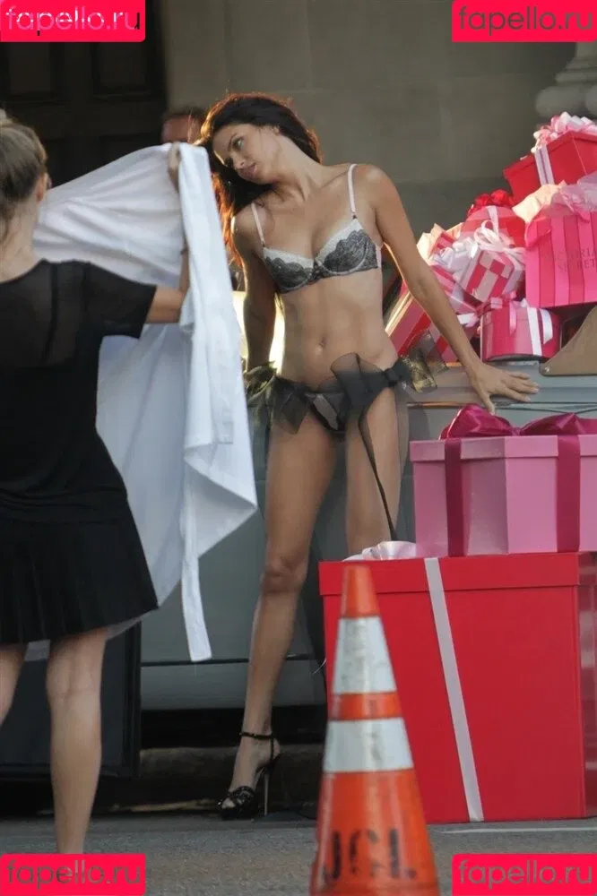 Aadryvieira_ / Adriana Lima / AdrianaLima / adrivainilla Onlyfans Photo Gallery 