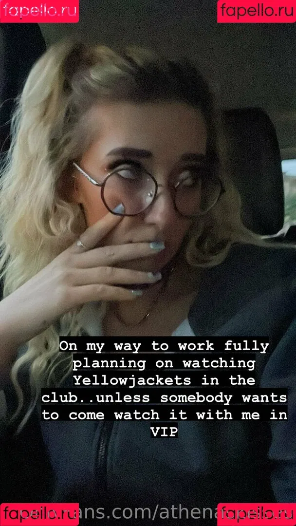 athenasees / athenaskisses / athenaskisses1 Onlyfans Photo Gallery 