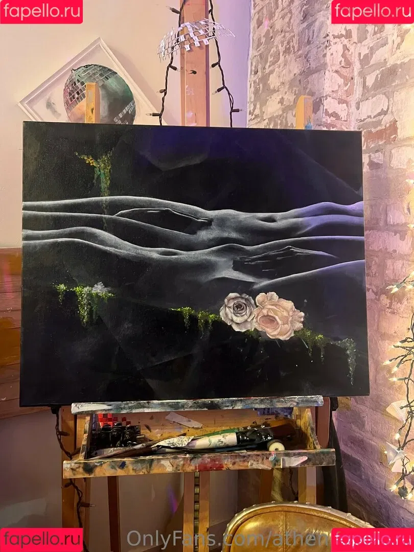 athenasees / athenaskisses / athenaskisses1 Onlyfans Photo Gallery 