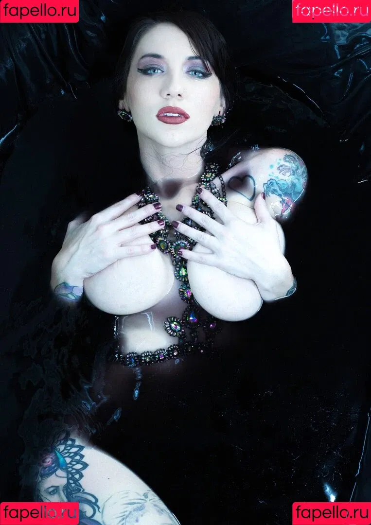 Erica Fett / Ericafett / erica.fett Onlyfans Photo Gallery 