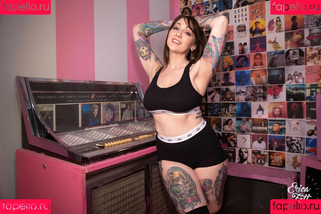 Erica Fett / Ericafett / erica.fett Onlyfans Photo Gallery 