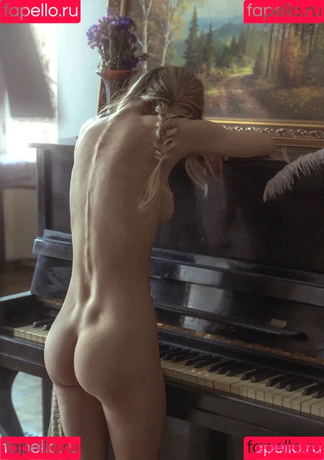 Nadia Rusu / Nadiia / nadia__rusu / nadiarusu / Надя Русу Onlyfans Photo Gallery 