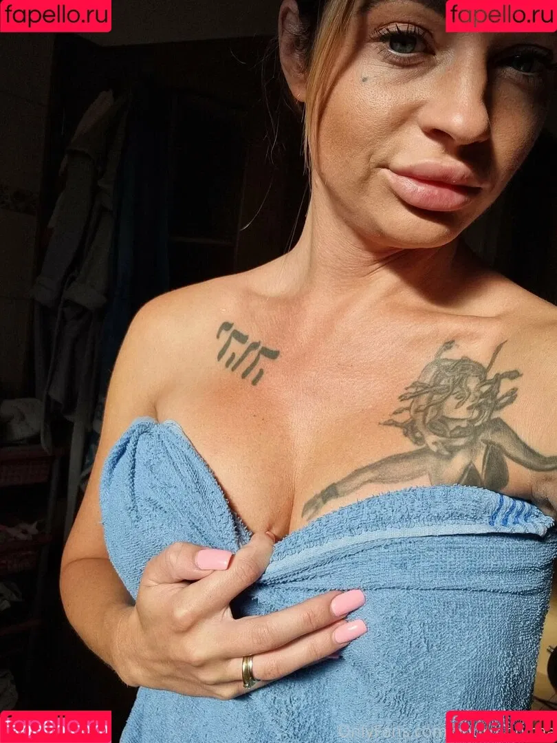 yourmonica / yourmonicaa Onlyfans Photo Gallery 