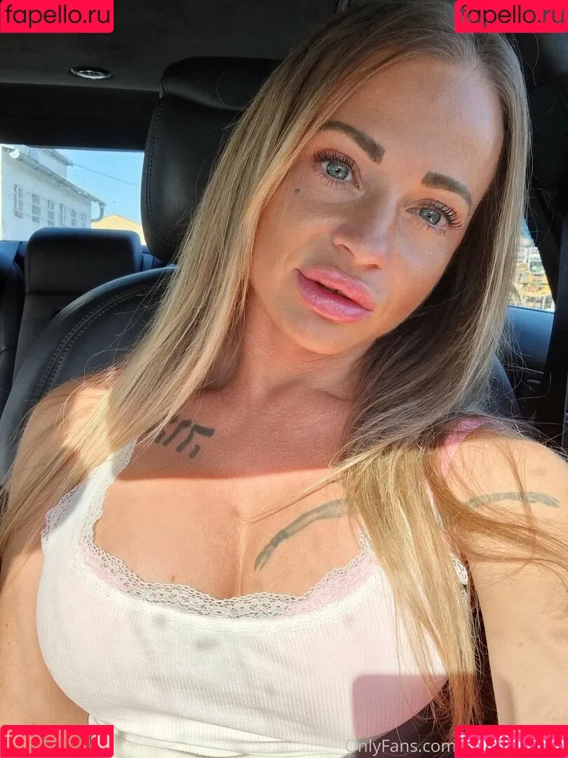 yourmonica / yourmonicaa Onlyfans Photo Gallery 