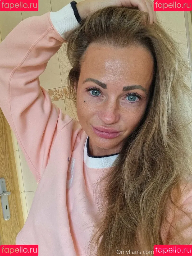 yourmonica / yourmonicaa Onlyfans Photo Gallery 