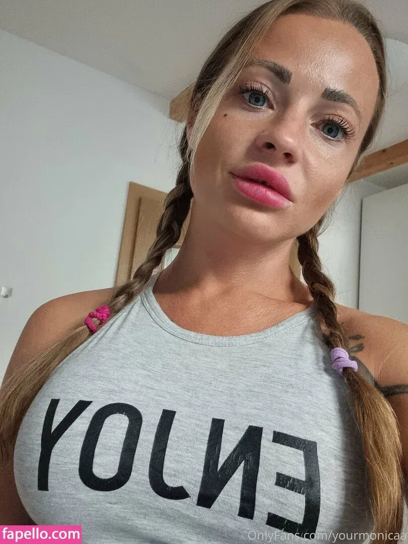 yourmonica / yourmonicaa Onlyfans Photo Gallery 